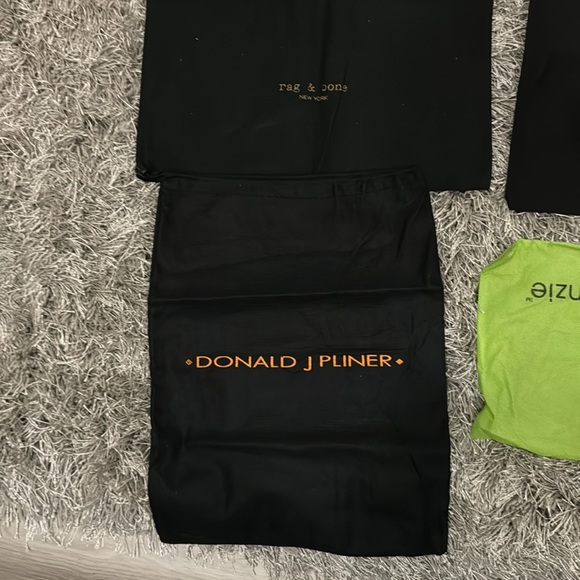 Bundle of empty shoes dust bags - Picture 4 of 6